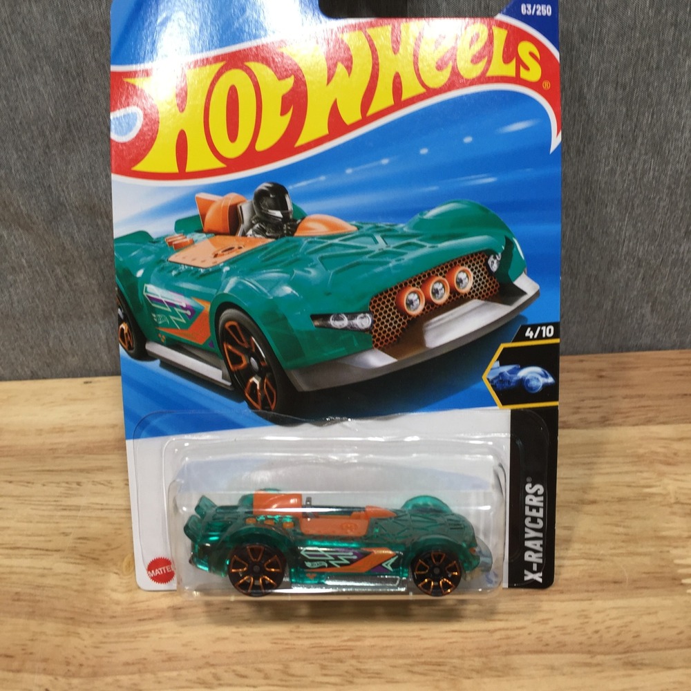 Hot Wheels Kids Toy Car X-Raycers Monteracer 63/250 1:64 Teal Orange